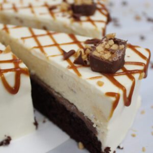 Snicker Brownie Cheesecake